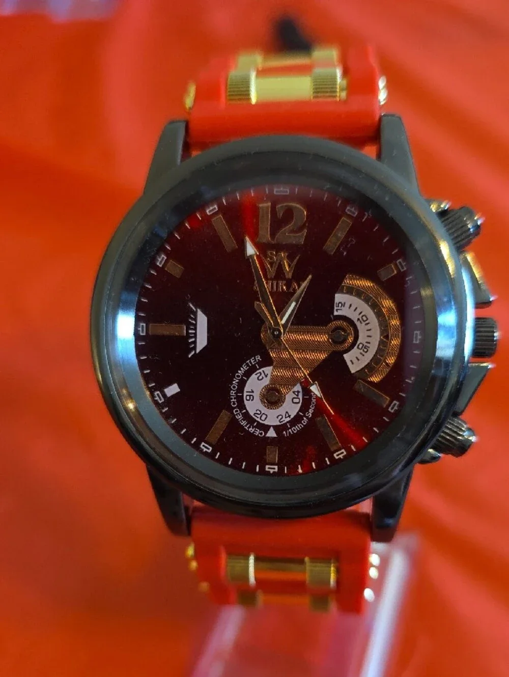 Men's Red Silicone Strap Watch with Black Case and Gold Accents